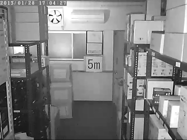 屋外での夜間撮影